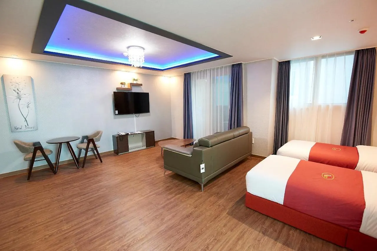 The Port Hotel Пусан 2*,  Южная Корея