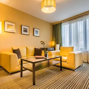 Western Olives - Free Pool & Parking 4* סופיה