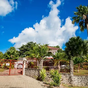 The Orchard 3* Grand Anse (Mahe)